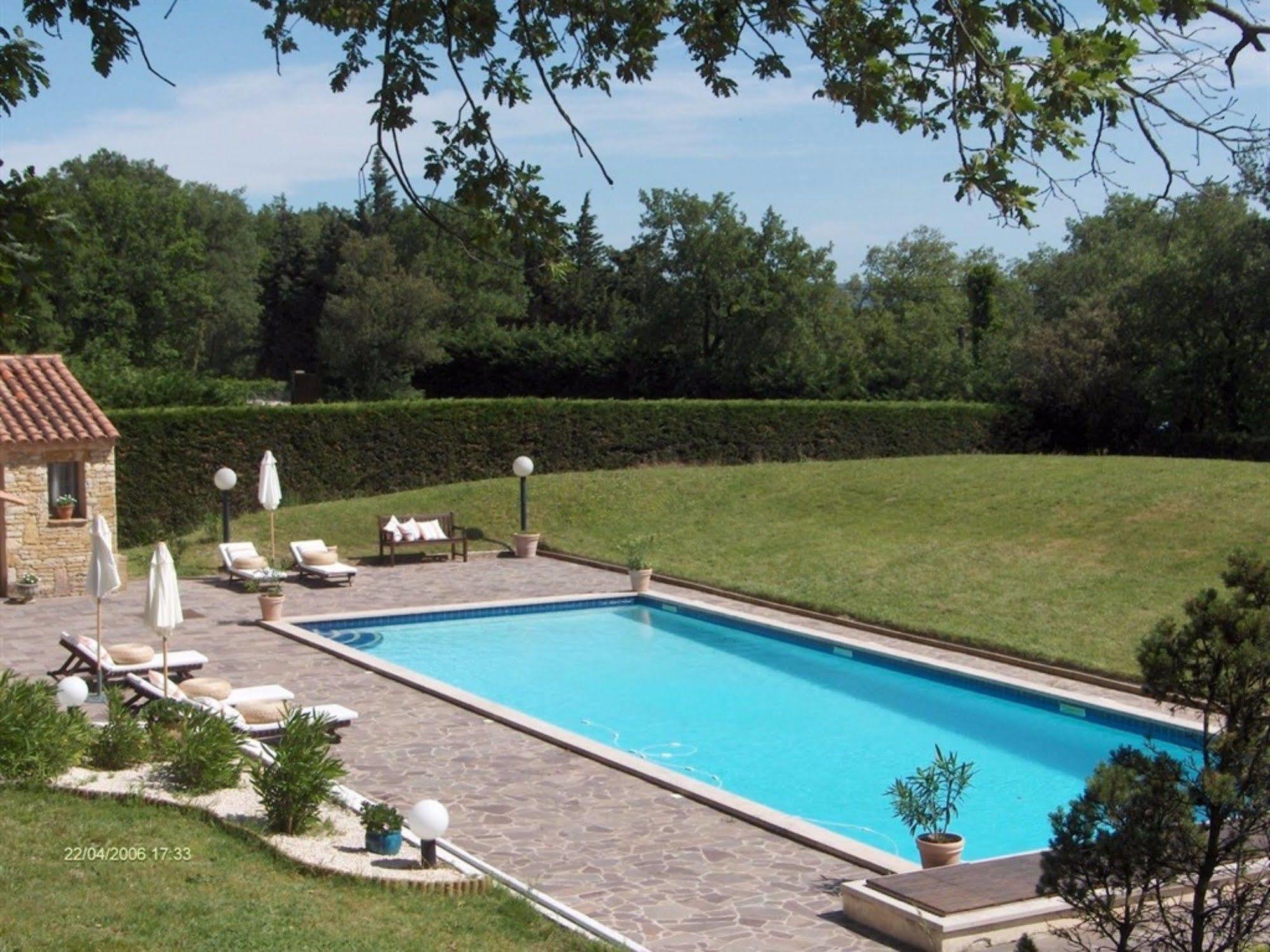 La Deviniere Hotel Donzere Exterior photo